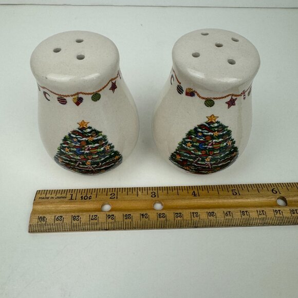 Vtg Christmas Holiday Stoneware Salt Pepper Shakers Set Tree Decor 3.5in Tall - Picture 5 of 9